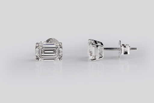 [ER18WSDEM200P] 2.09 Cts 18k White Gold Emerald Shape Studs Earring