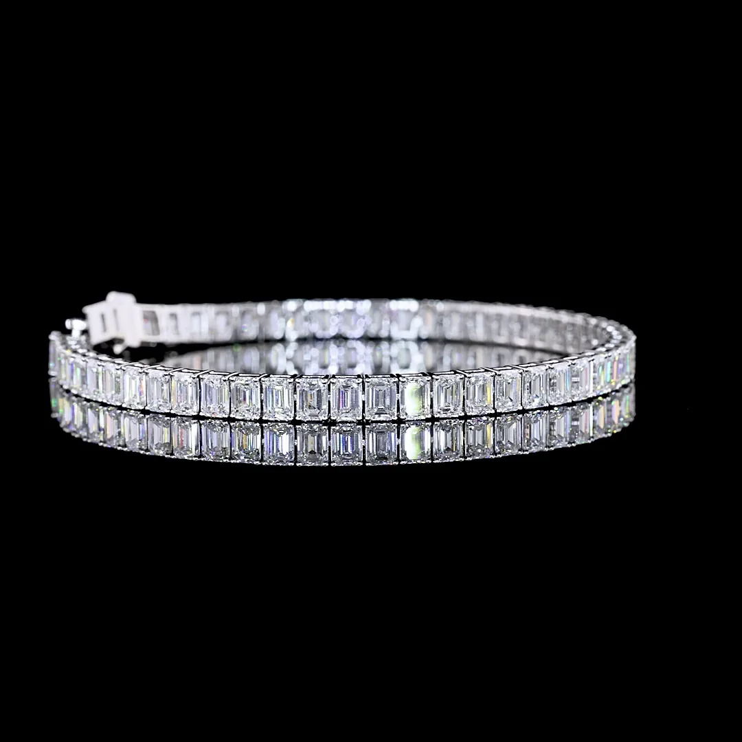 13.34 Cts 14k White Gold Emerald Shape Tennis Bracelet