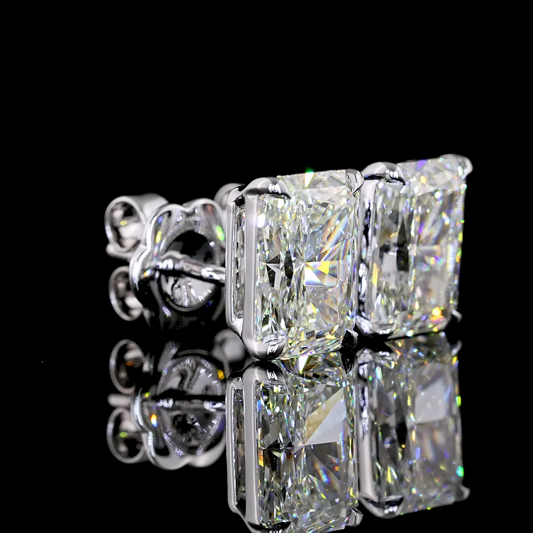 3.72 Cts 14k White Gold Radiant Shape Studs Earring