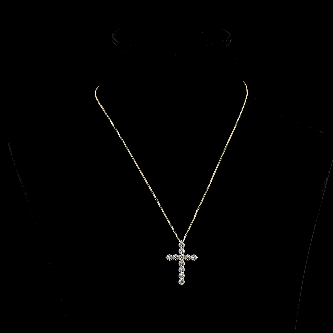 1 Cts 14k Yellow Gold Round Shape Cross Pendant