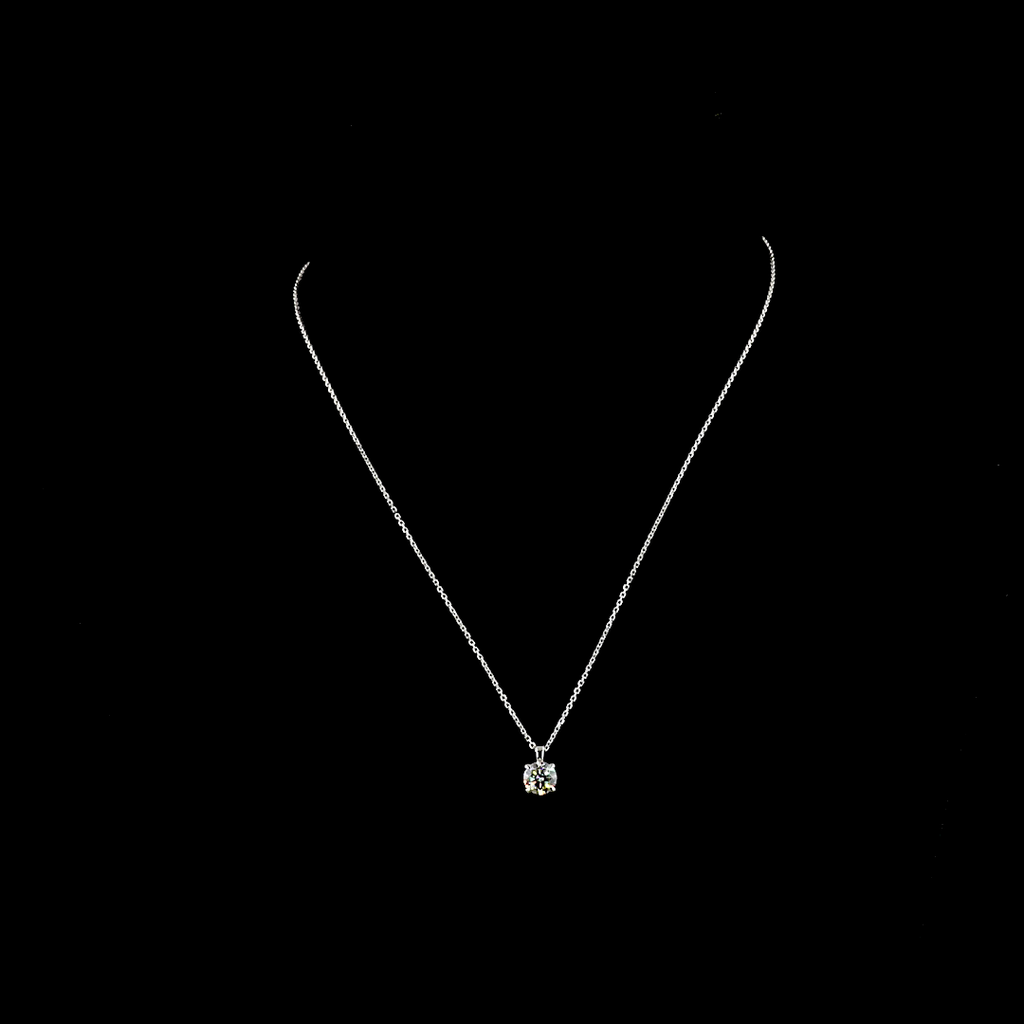 1.02 Cts 14k White Gold Round Shape Solitaire Pendant